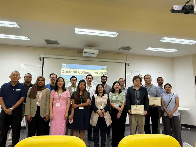 นักศึกษาปริญญาเอก UTCC คว้ารางวัล Best Poster Award ในงาน 4th Doctoral Colloquium 2026 ณ AIT